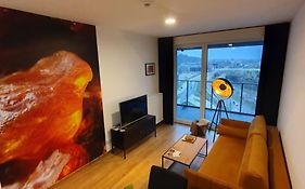 Apartament Bursztynowy Modern Tower